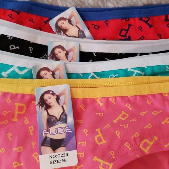 lingerie - Picture 2 of 2